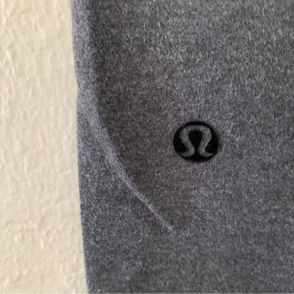 Lululemon Athletica Gray Active Yoga Women's Wunder Under Cropped Leggings 4 - Picture 4 of 6